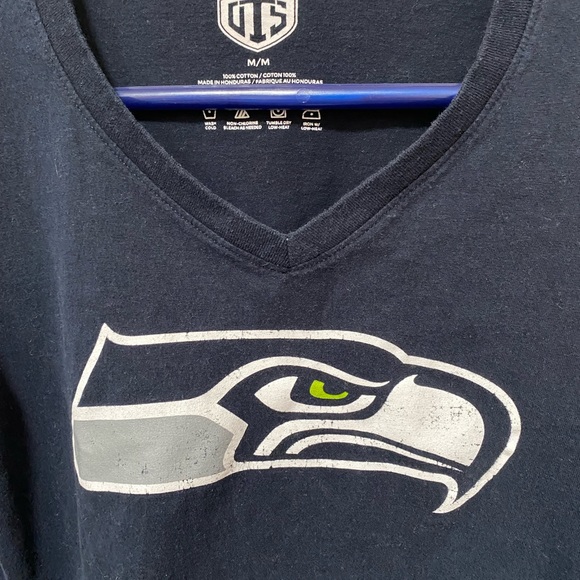 Seattle Seahawk long sleeve - Picture 4 of 4